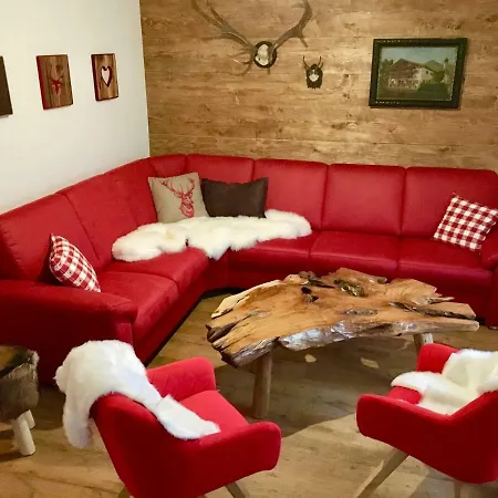 Alpenperle Holiday home *